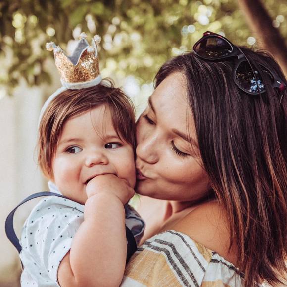 Meet your Posher, Audrey - Picture 1 of 1